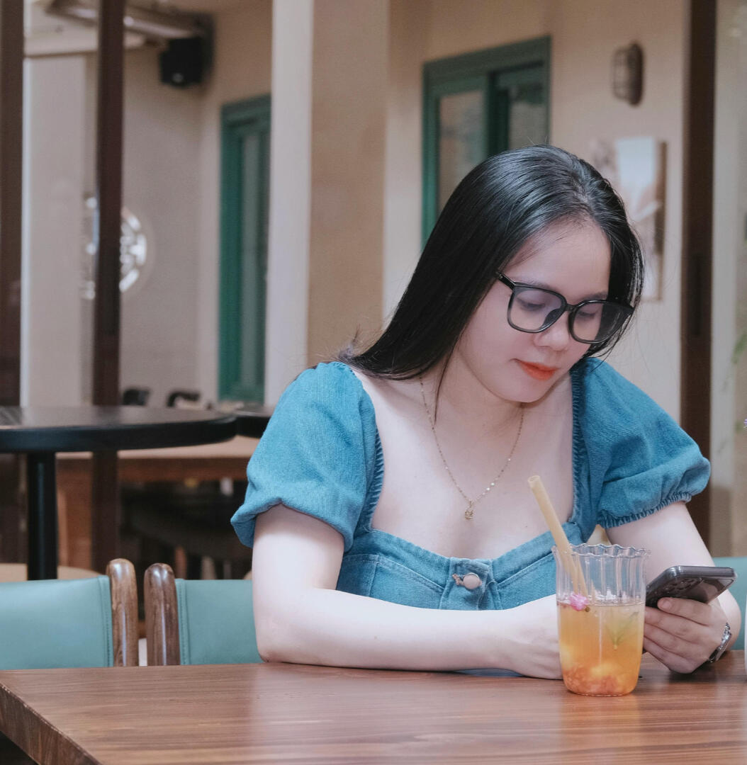 INDIVIDUALS WITHOUT CHILDREN